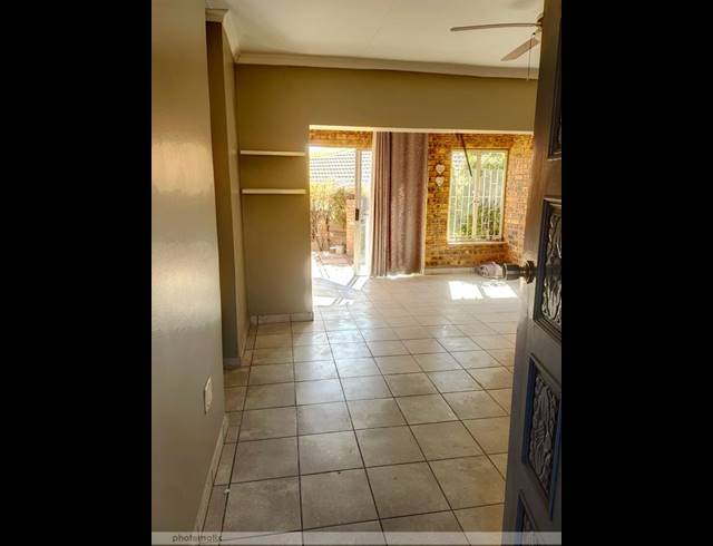 3 BEDROOM PROPERTY TO RENT IN ELARDUSPARK